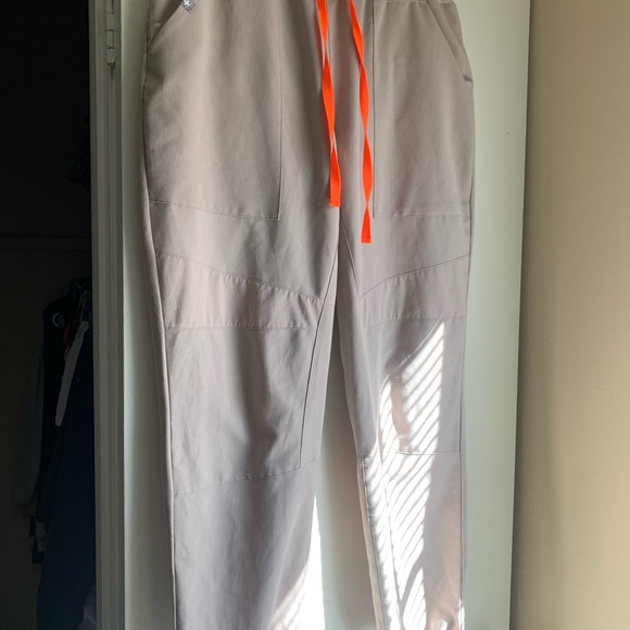 FIGS Boulder scrub set - Picture 6 of 8